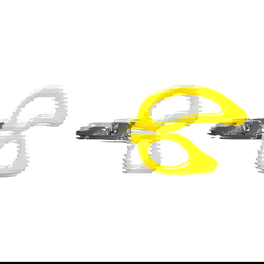 Scissors: Carbon Steel Blade